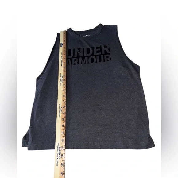 5/$25 Under Armour Women's Dark Charcoal Muscle Tee with Black Logo - Picture 6 of 8
